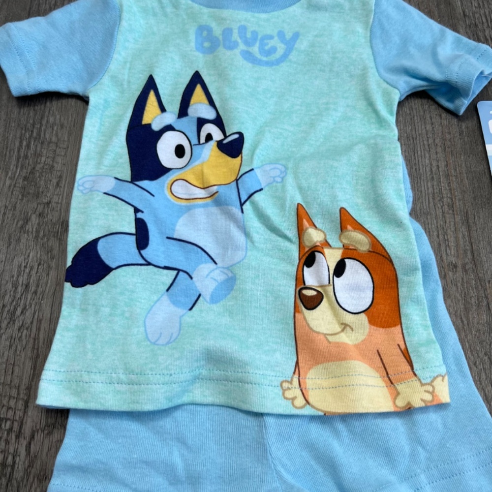 Bluey 2 Piece Short Sleeve Toddler Pajama Set - Picture 2 of 4